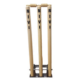NIVI Spring Stumps (Set of 3 Stumps and 2 Bails)